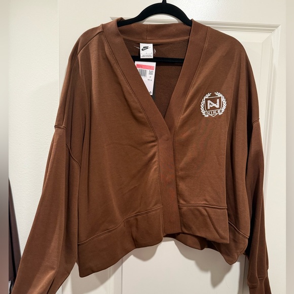 Nike Sweaters - NWT Nike Oversized Cropped Vest